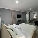 Apartment Just 5 Minutes From Downtown